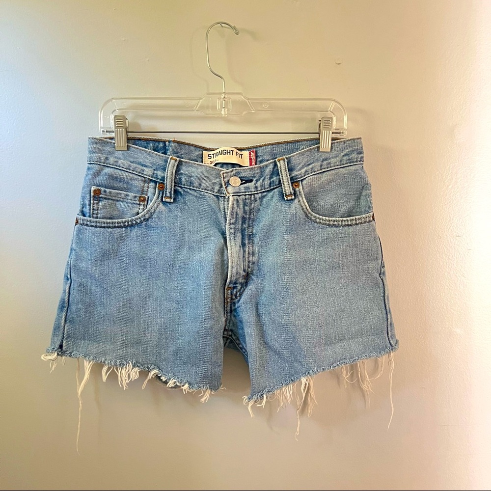 Levi’s 505 Straight Fit Jean Cutoff Shorts Medium Wash 30W 12L